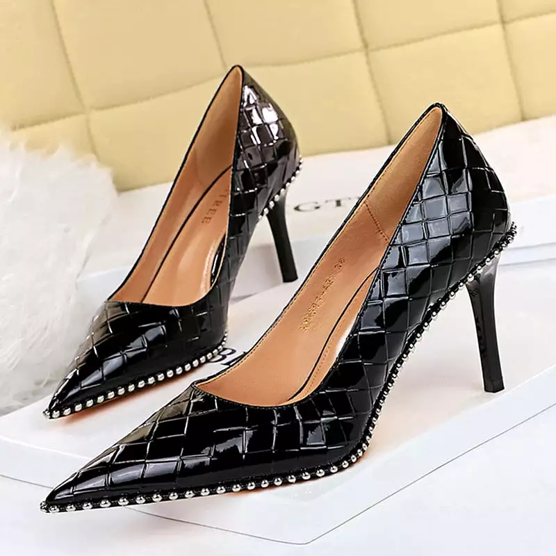 2023 Women Heels 8cm 10.5cm High Heels Rivets Studded Wedding Bridal Pumps Lady Nude Green Middle Low Heels Scarpins Party Shoes