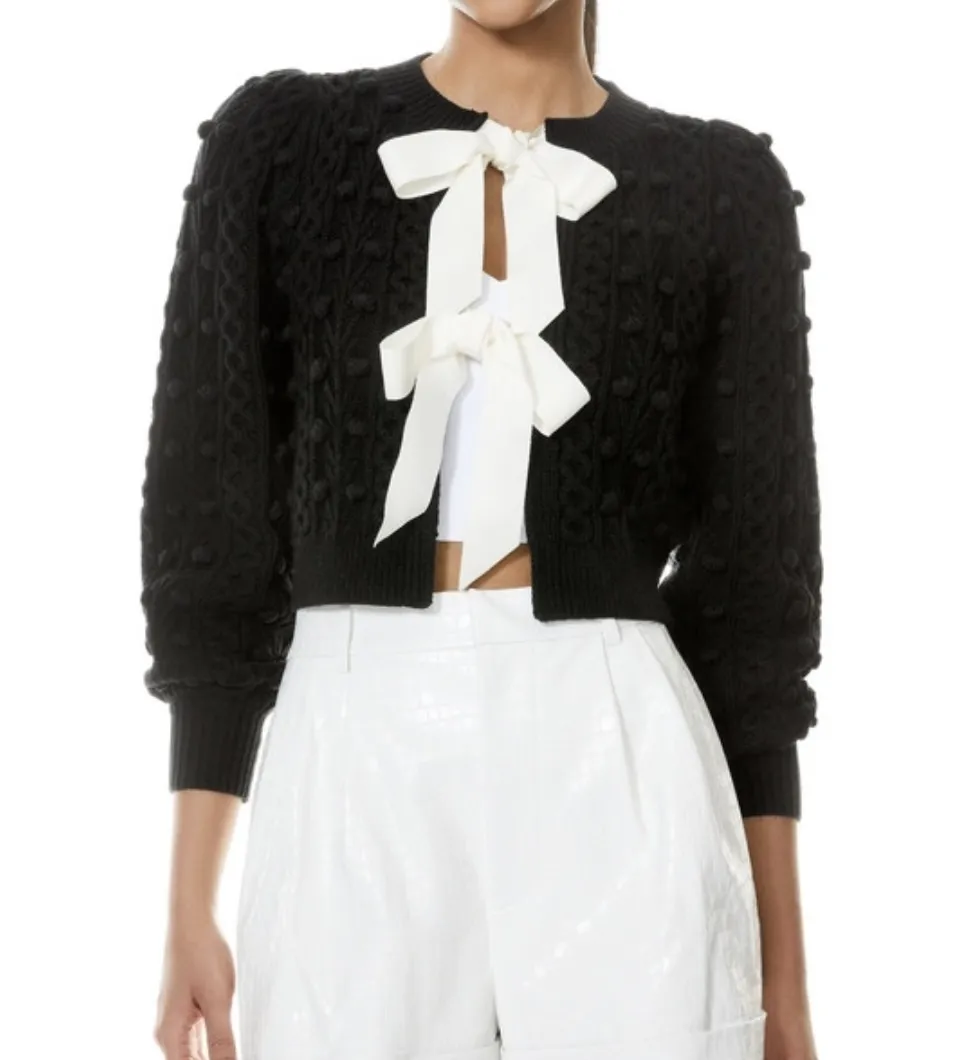 Alice+Olivia  |V-neck & Crew neck