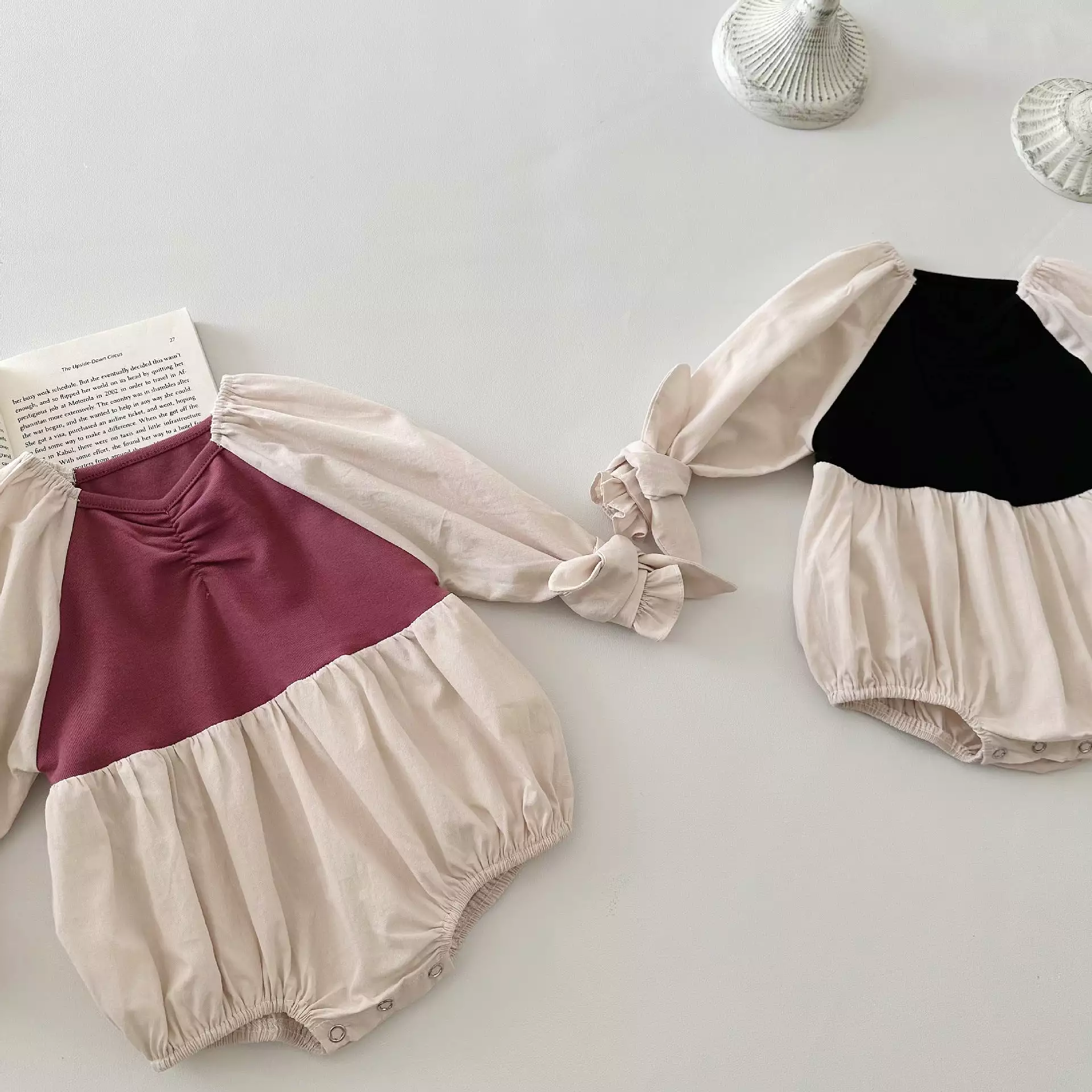 Baby Girls Color-blocking Rompers Wholesale 240301138