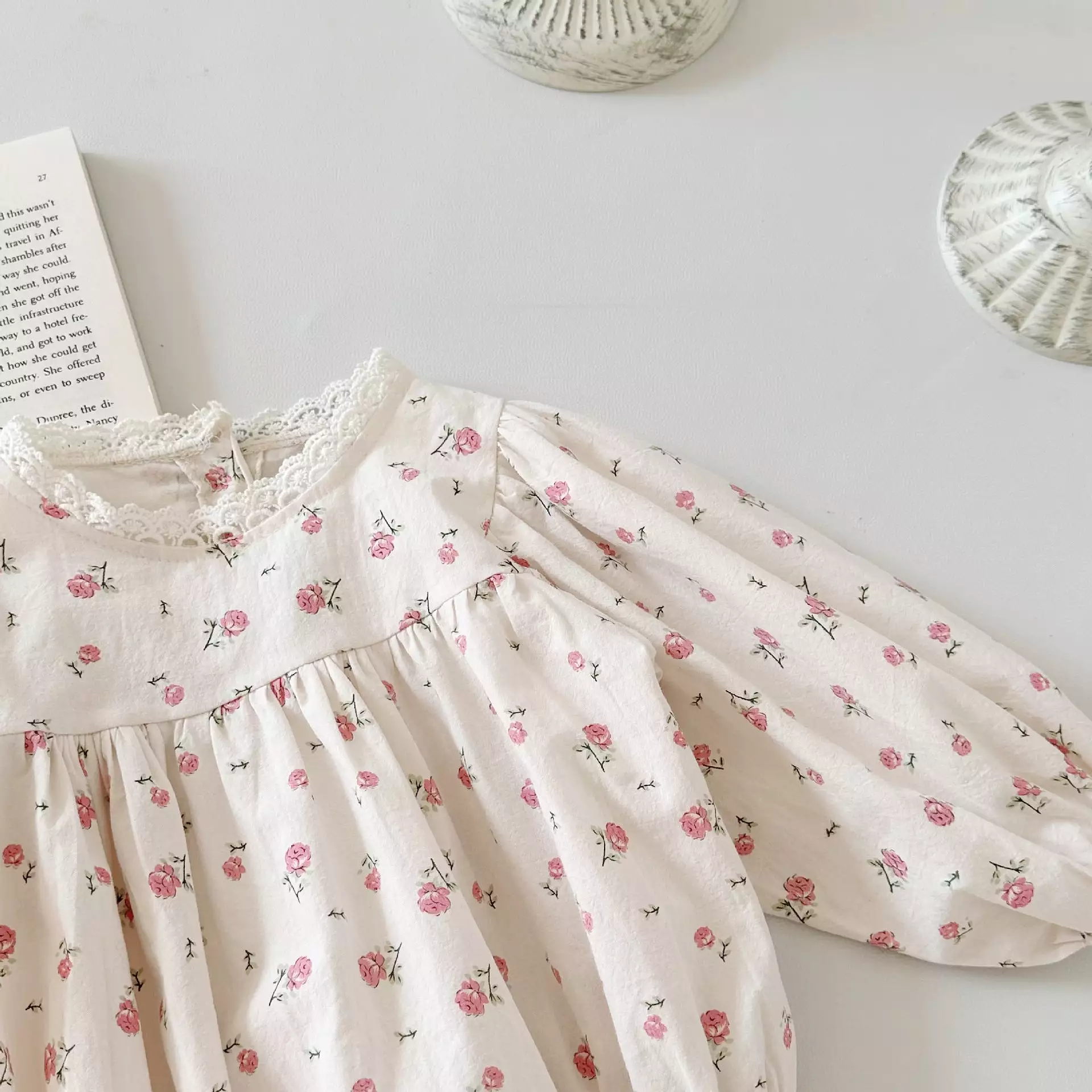 Baby Girls Flower Print Rompers Wholesale 240301102