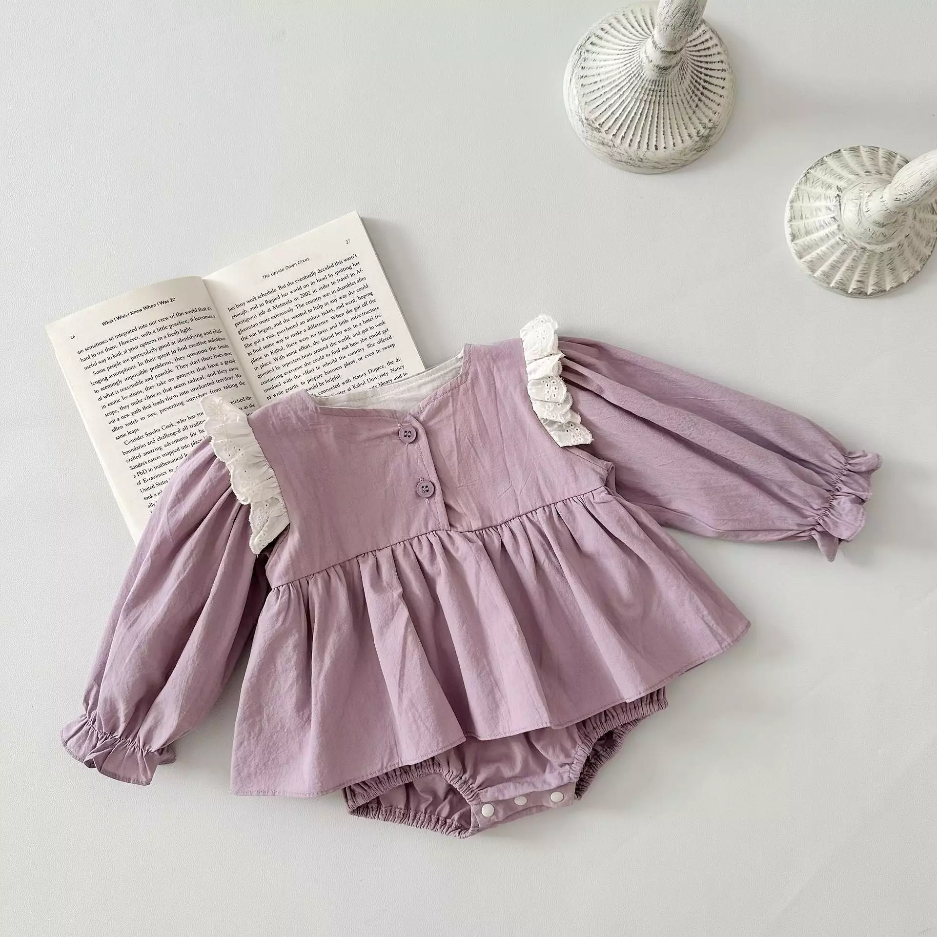 Baby Girls Solid Color Rompers Wholesale 240301109