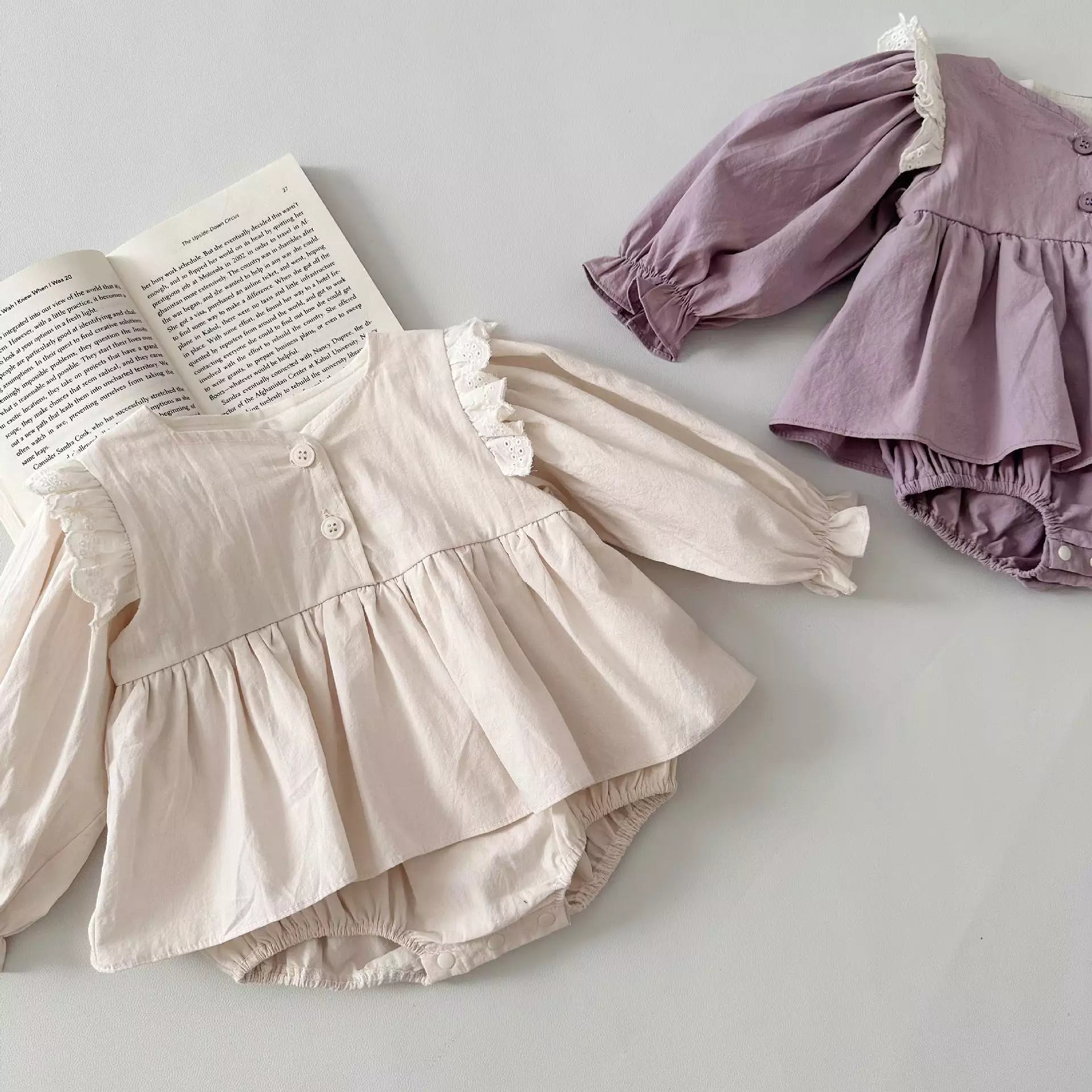 Baby Girls Solid Color Rompers Wholesale 240301109