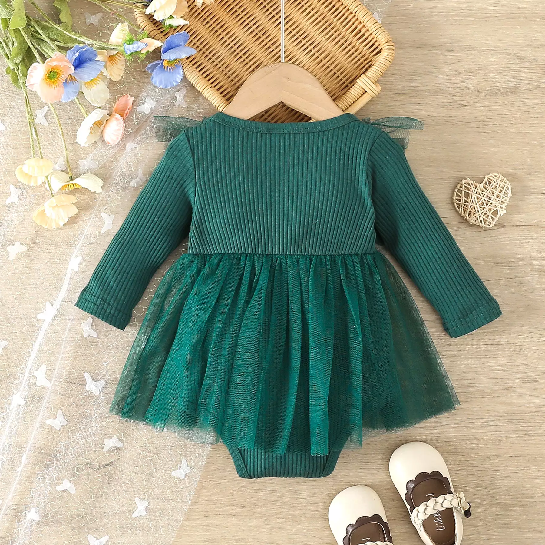 Baby Girls Solid Color Rompers Wholesale 24030136