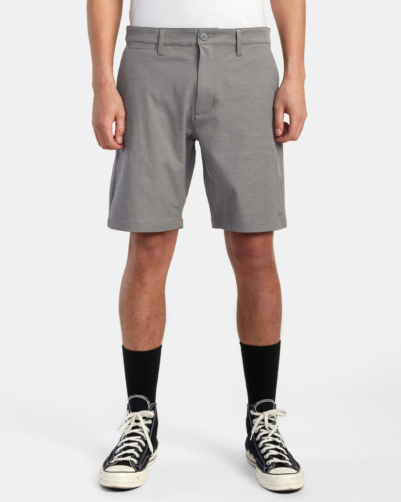 BACK IN HYBRID 19 SHORTS | 2 Colors