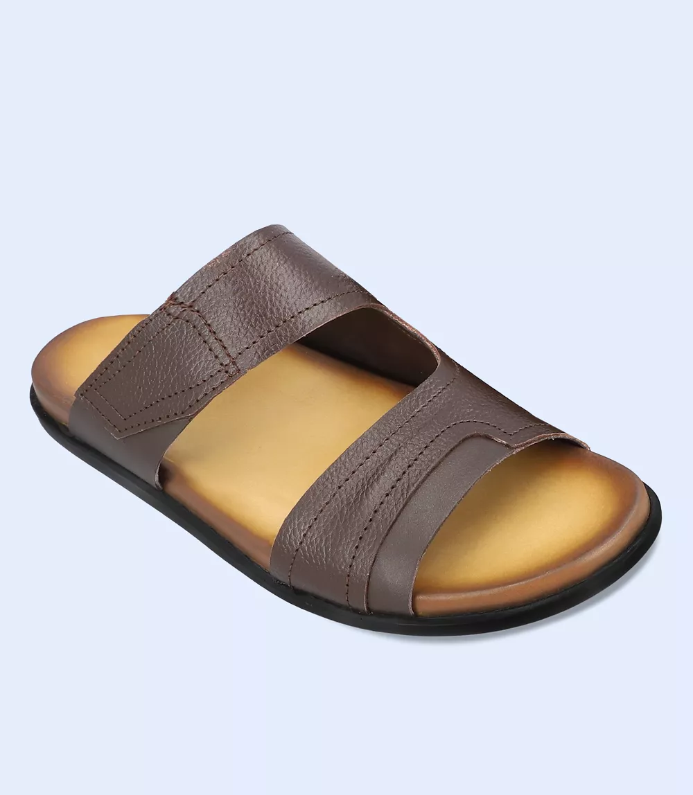 BM5803-BROWN-Men Slipper