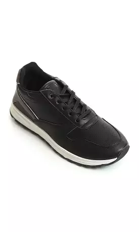 O179389 Men Footwear