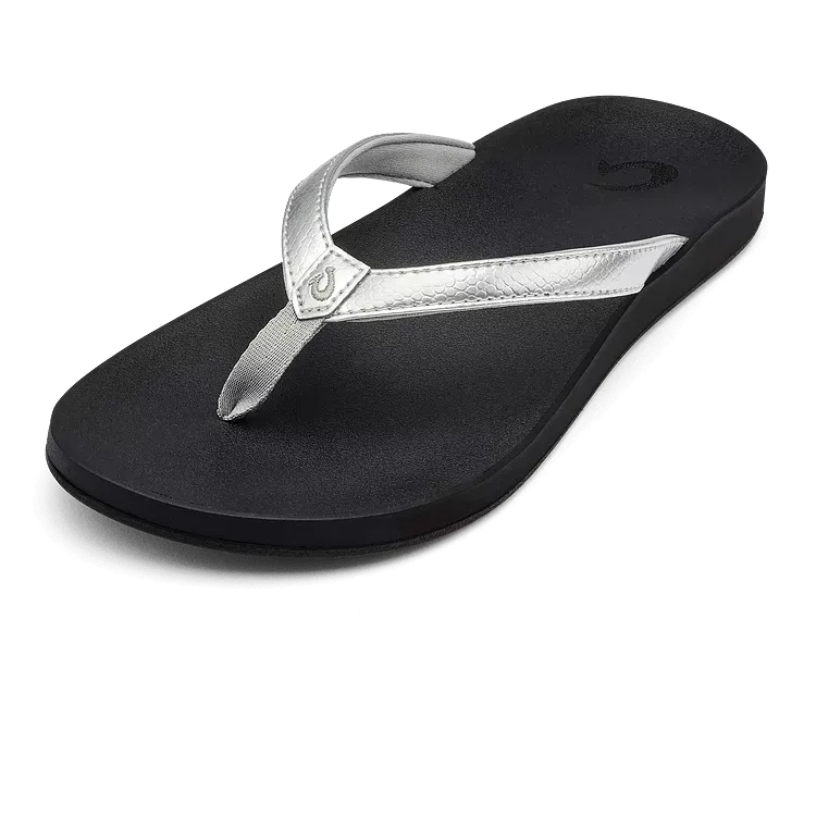 Olukai Women's Puawe - Silver/Black