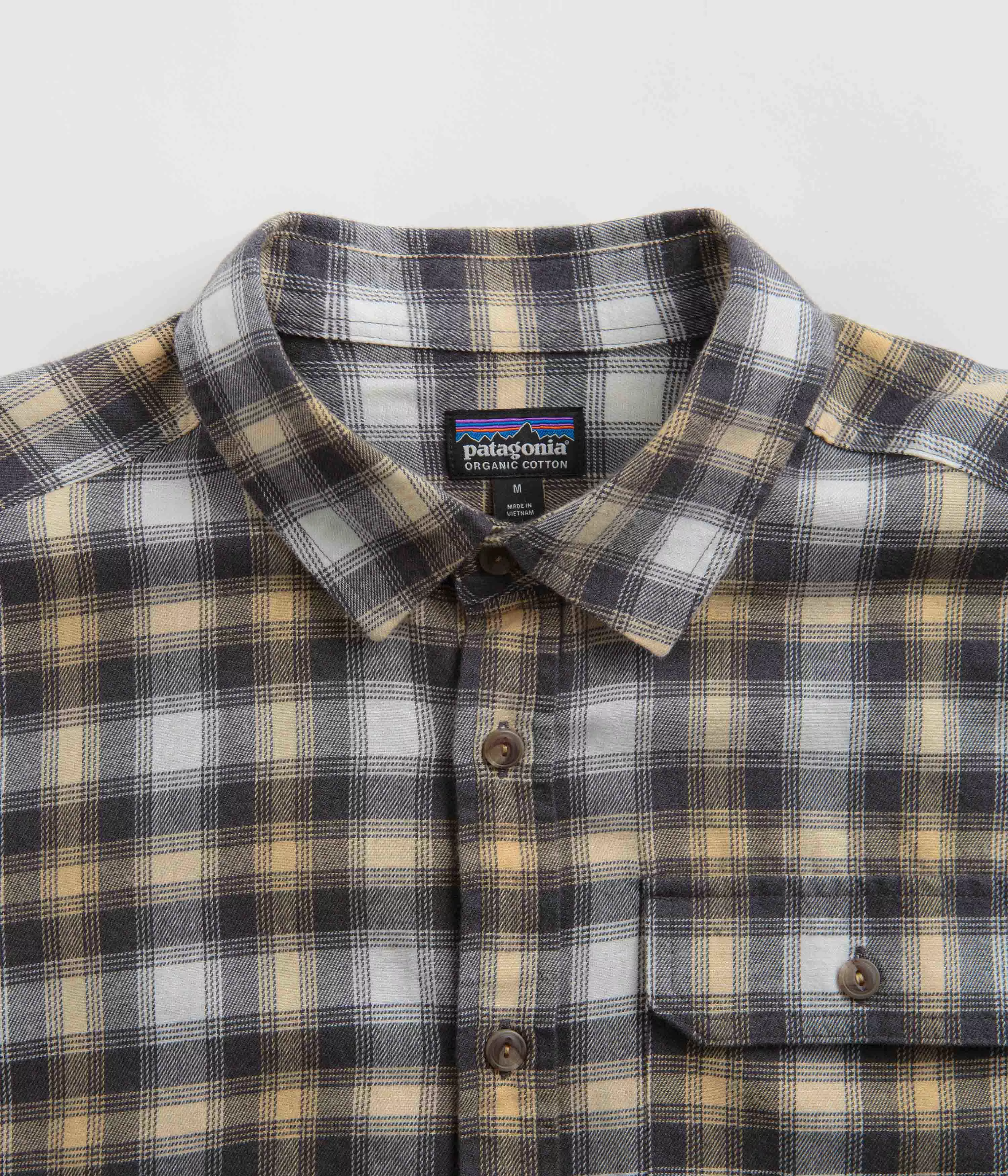 Patagonia Cotton in Conversion Fjord Flannel Shirt - Beach Day: Sandy Melon