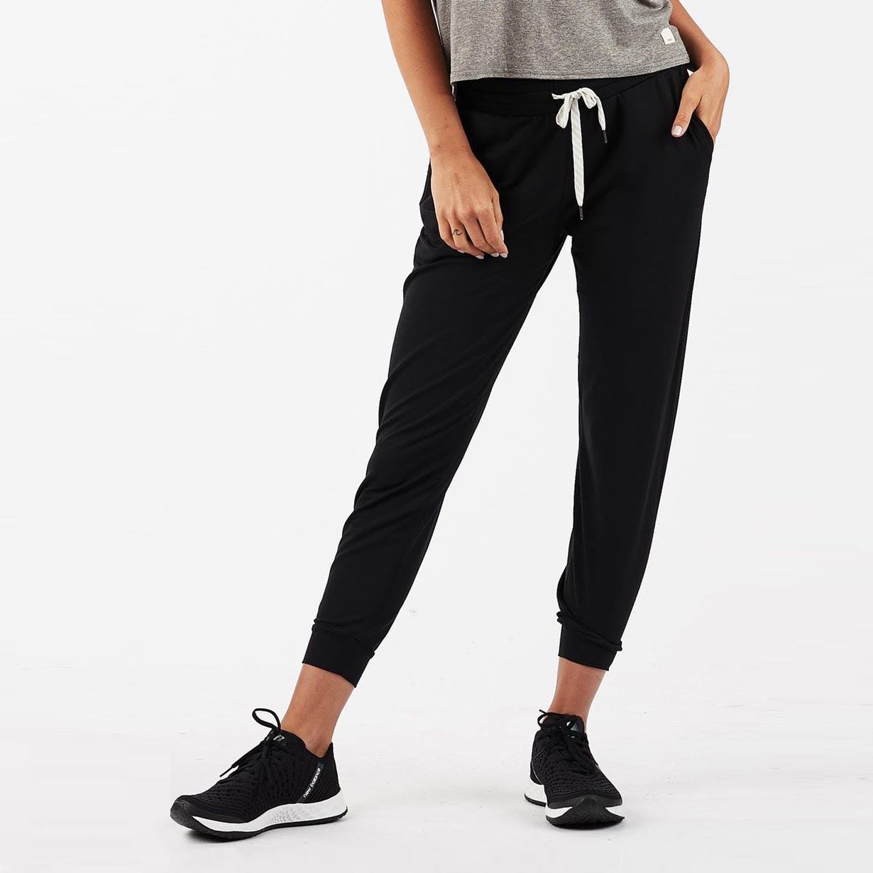 Performance Jogger | 4 Colors