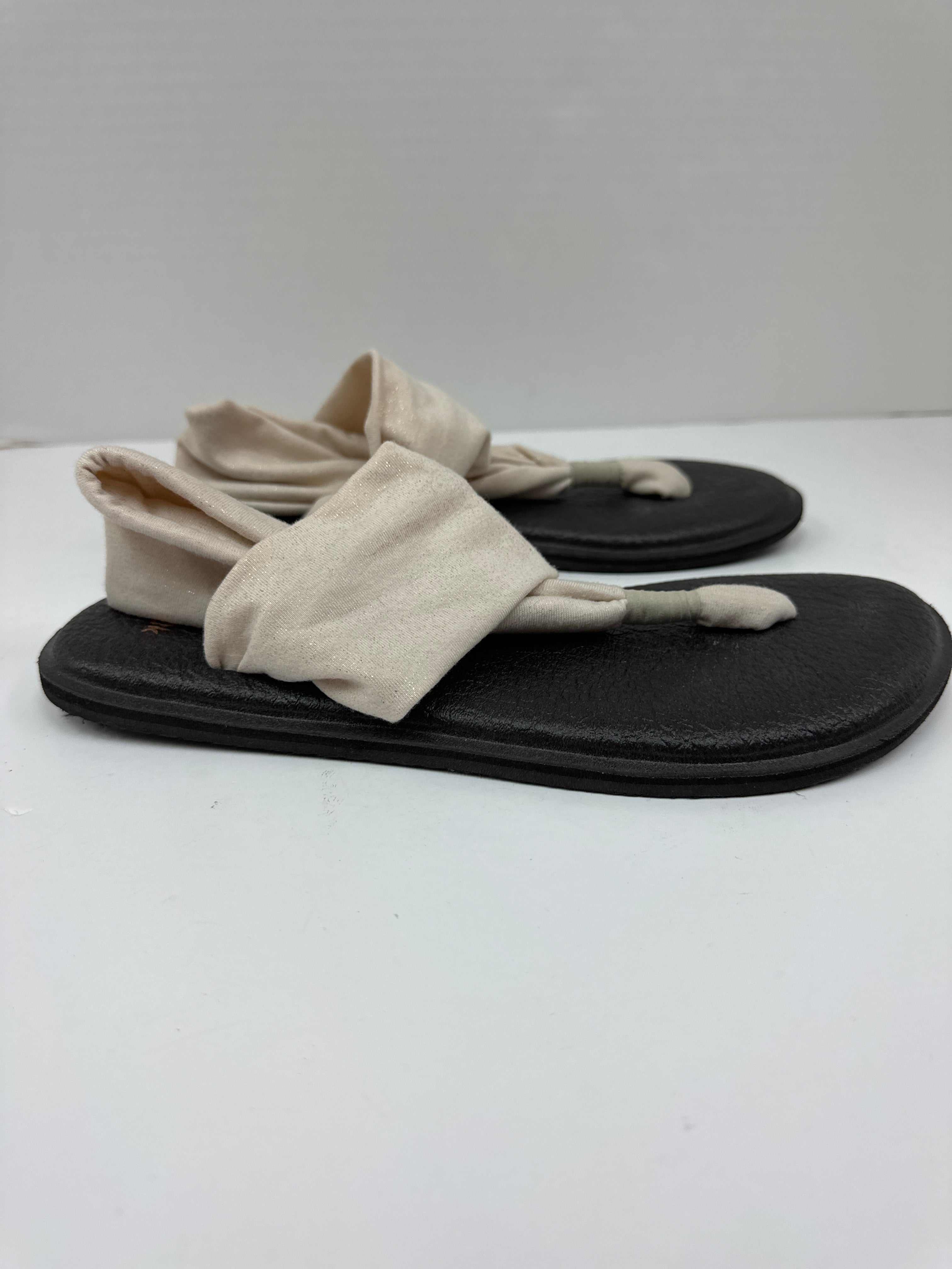 Sandals Flats By Sanuk  Size: 7