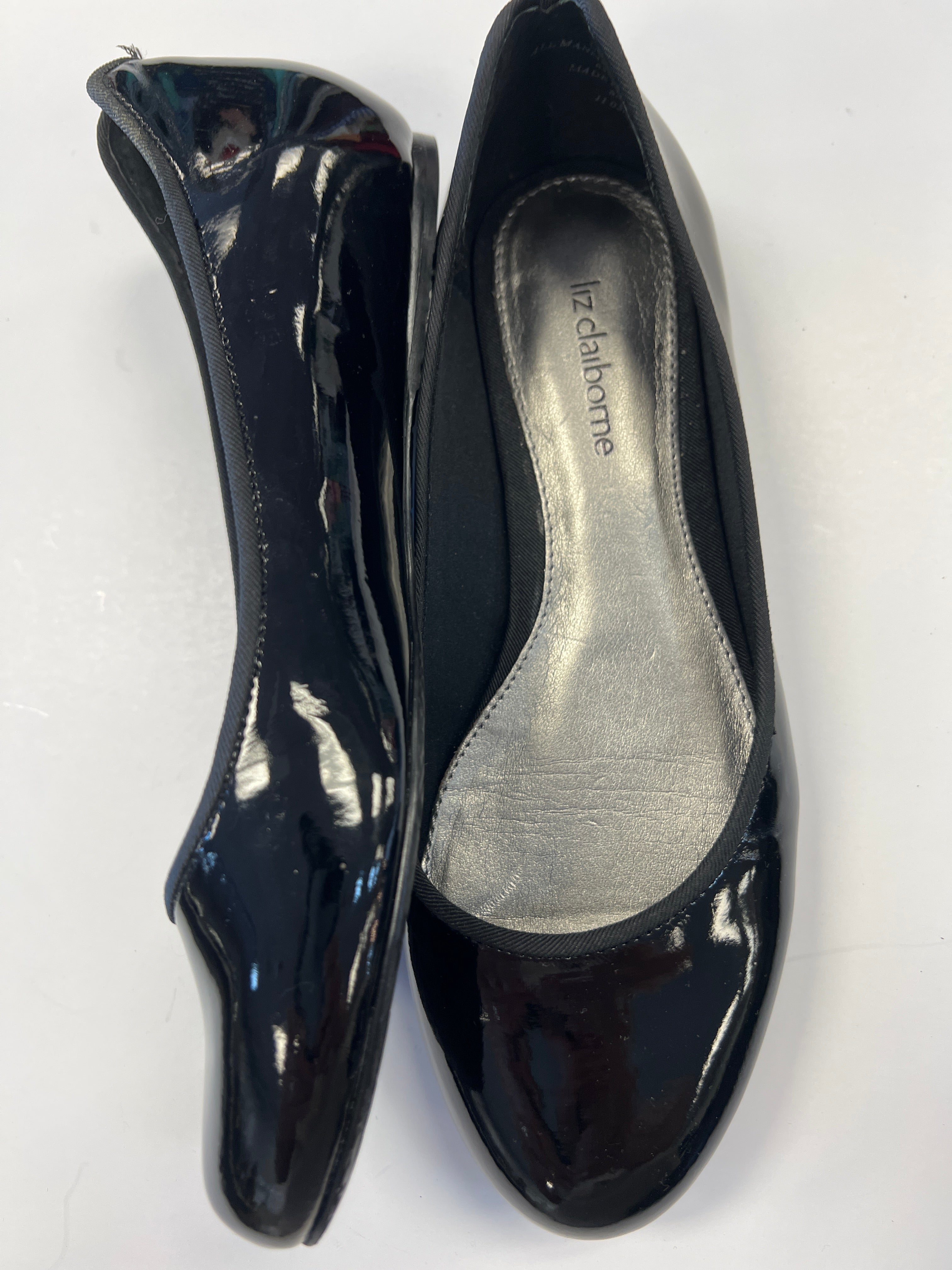 Shoes Flats By Liz Claiborne  Size: 6